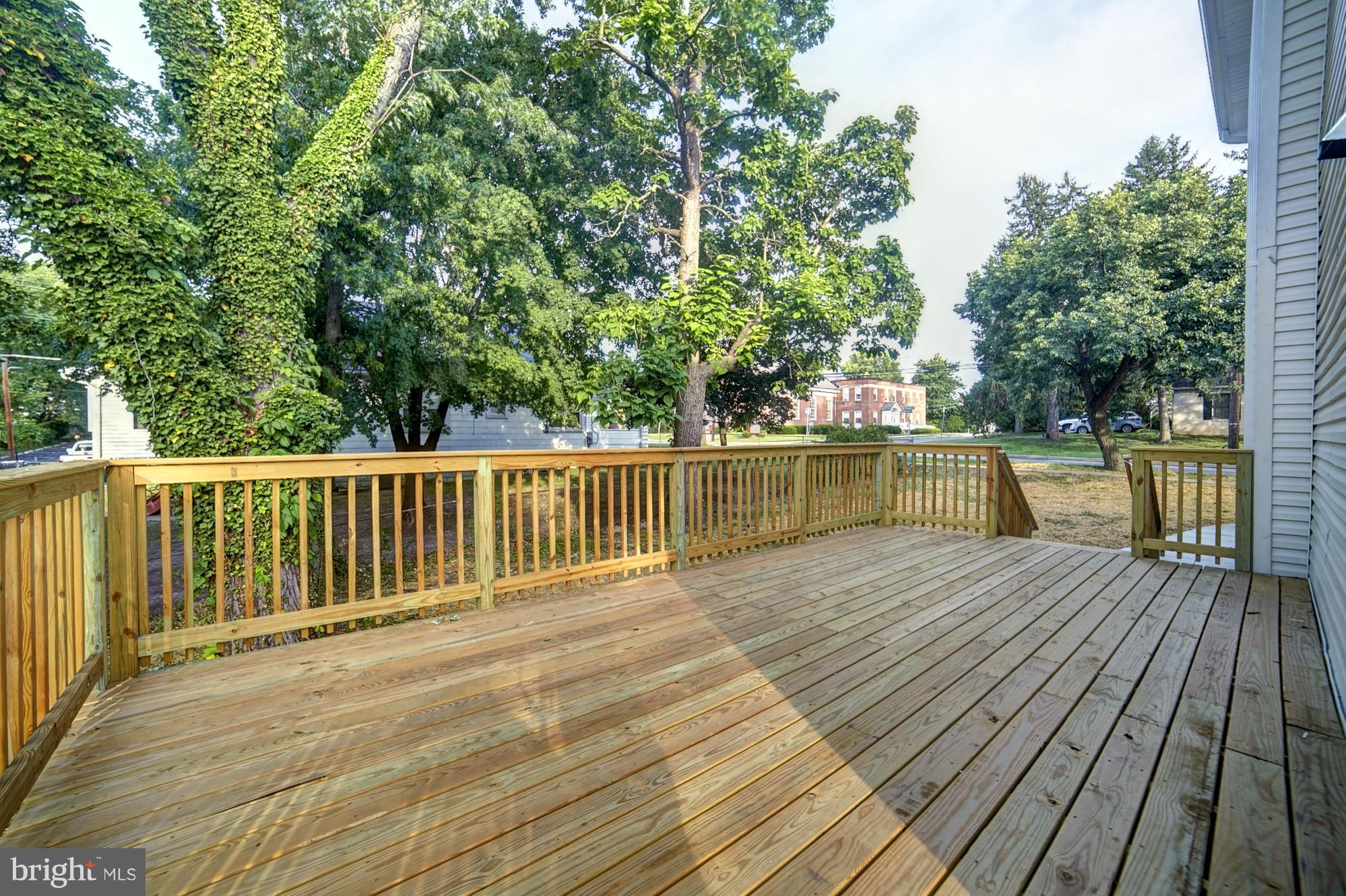 4604 Ridge Avenue Baltimore, MD 21227 - Photo 27 of 29 Exterior (Rear)