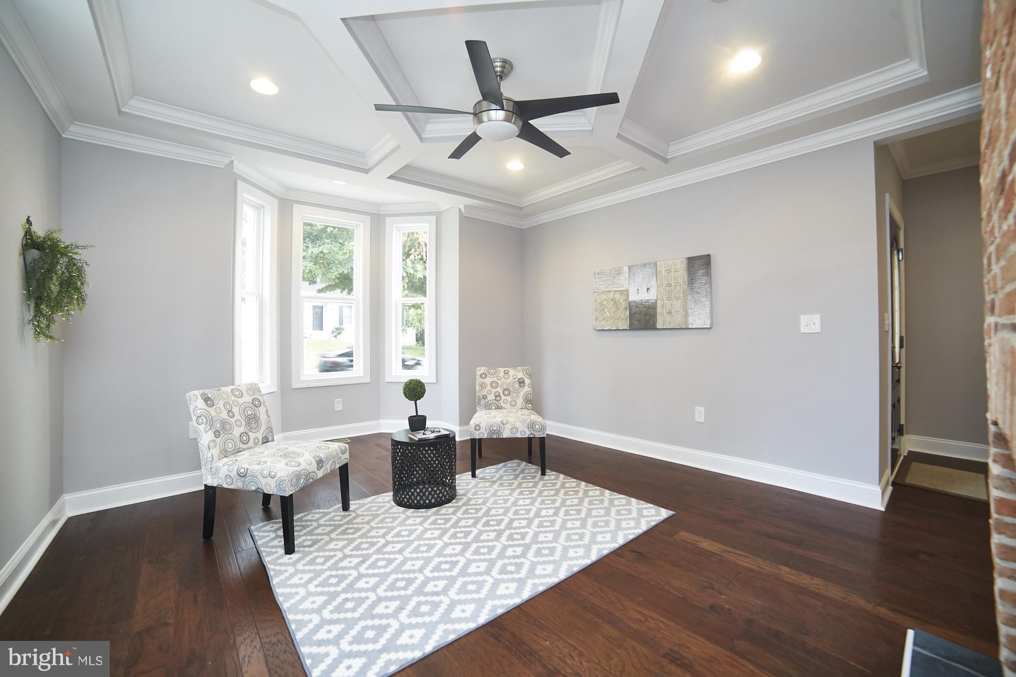 4604 Ridge Avenue Baltimore, MD 21227 - Photo 7 of 29 Family Room