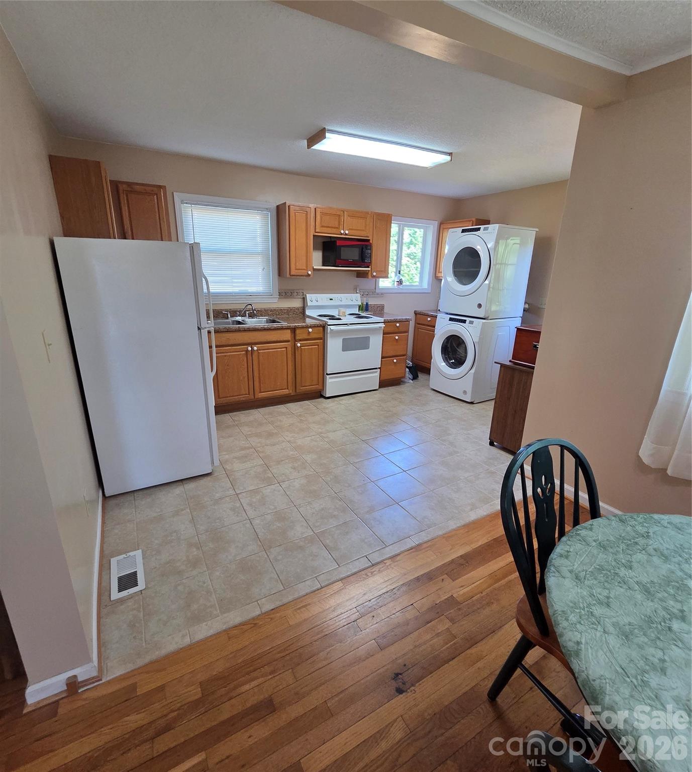 376 State Street Marion, NC 28752 - Photo 16 of 25