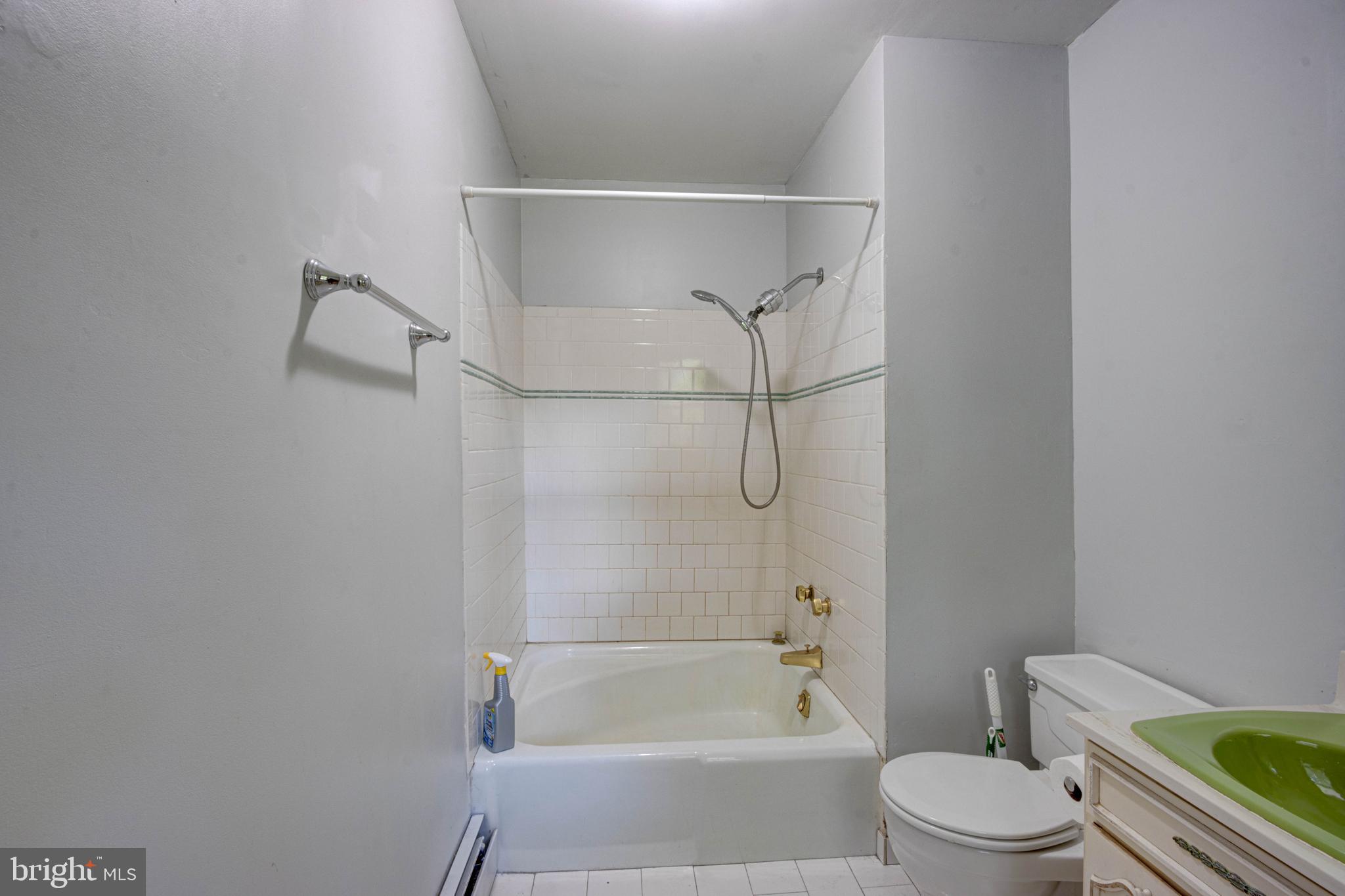 8191 Old Mill Road Pasadena, MD 21122 - Photo 14 of 37