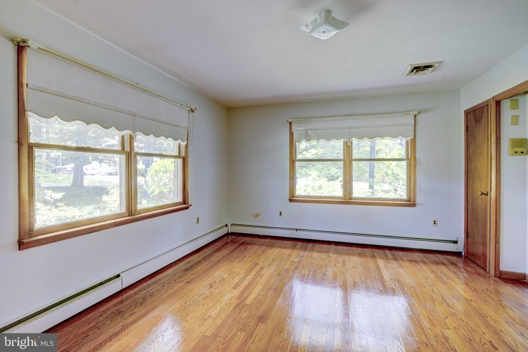 8191 Old Mill Road Pasadena, MD 21122 - Photo 18 of 37 Bedroom 3