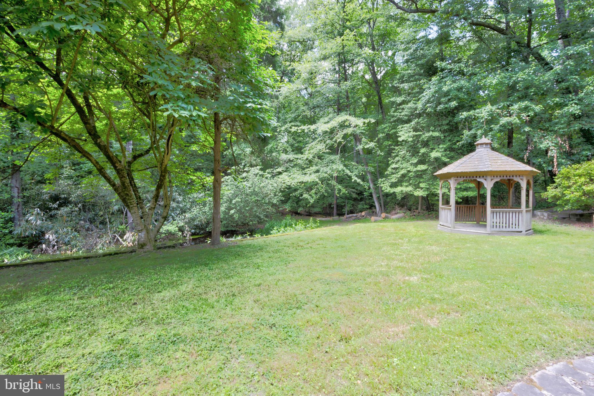 8191 Old Mill Road Pasadena, MD 21122 - Photo 33 of 37 Oasis!