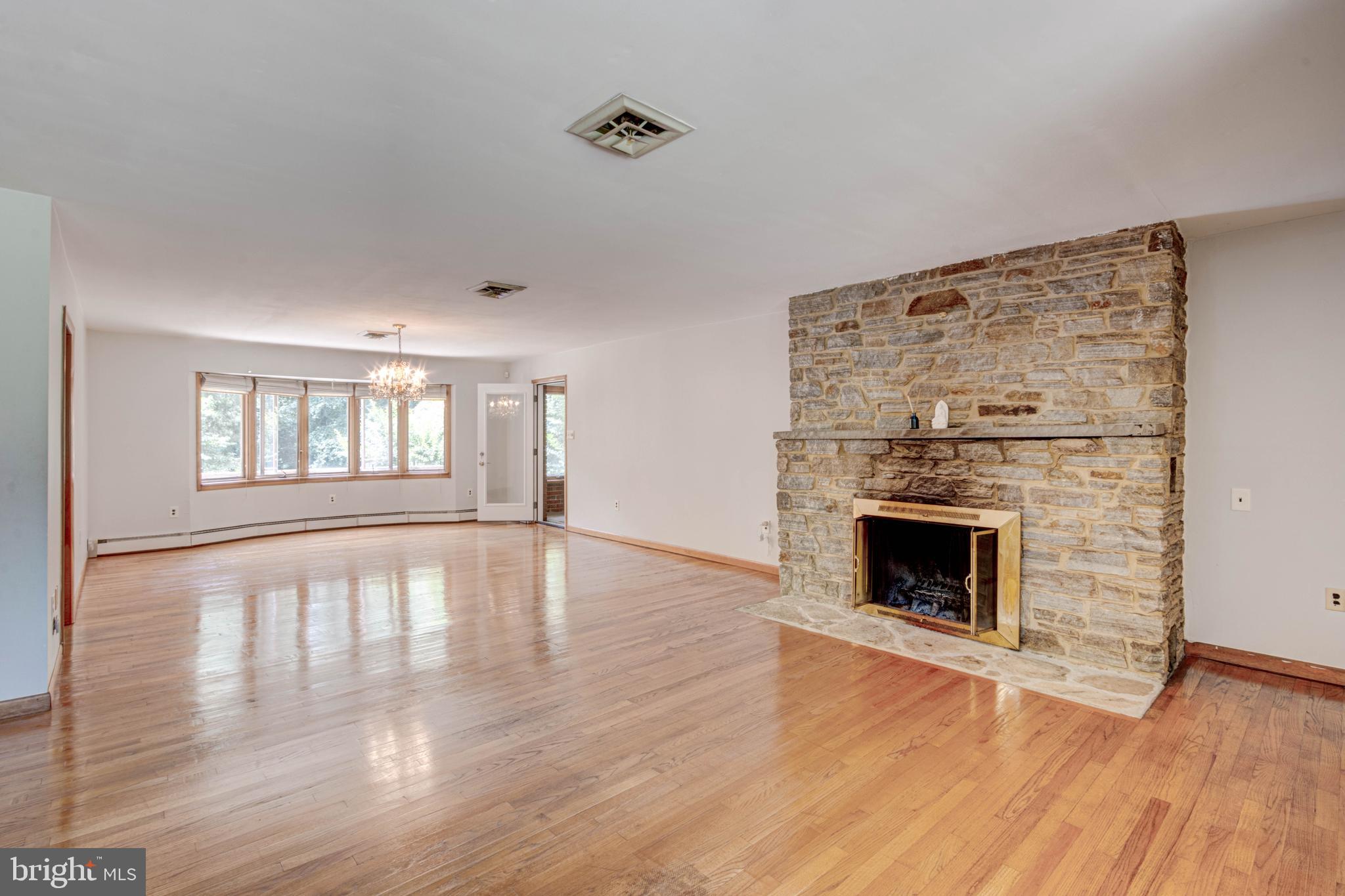 8191 Old Mill Road Pasadena, MD 21122 - Photo 37 of 37 Open Floor Plan