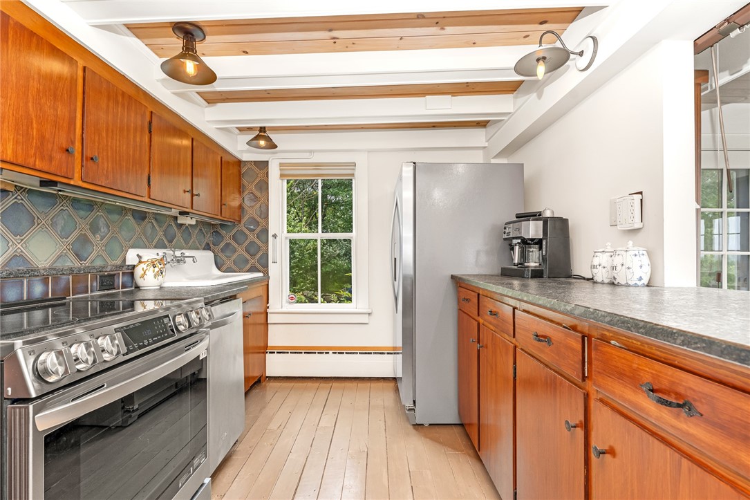 66 Torrey Road South Kingstown, RI 02879 - Photo 16 of 50 Gallery Image 16