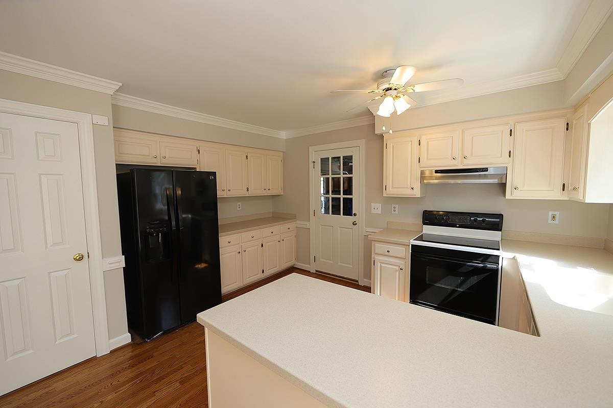 2601 Ridgewell Court Raleigh, NC 27613 - Photo 13 of 28 Photo 13