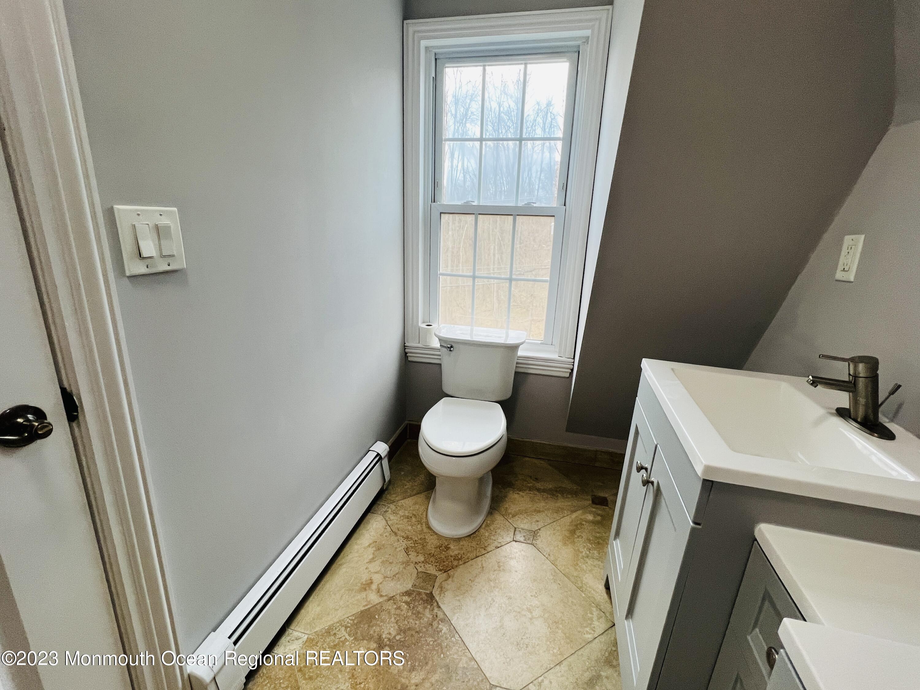 577 Newman Springs Road Marlboro, NJ 07746 - Photo 25 of 45 3rd Floor Master Bathroom