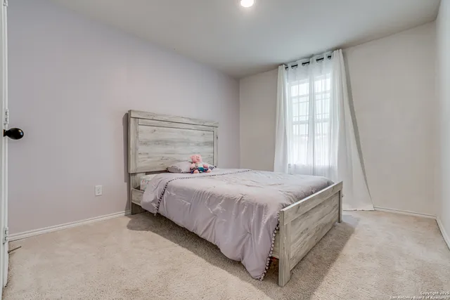 $1,899 | 10334 Big Four, Converse, TX 78109