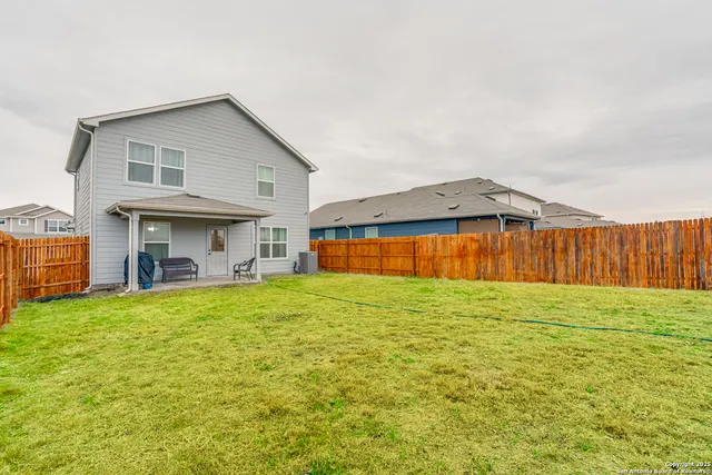 $1,899 | 10334 Big Four, Converse, TX 78109