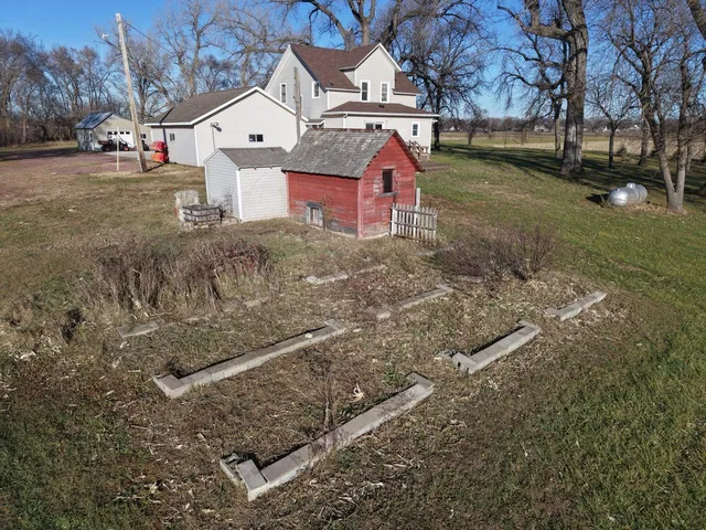 $429,000 | 11584 County Highway, Revere, MN 56166