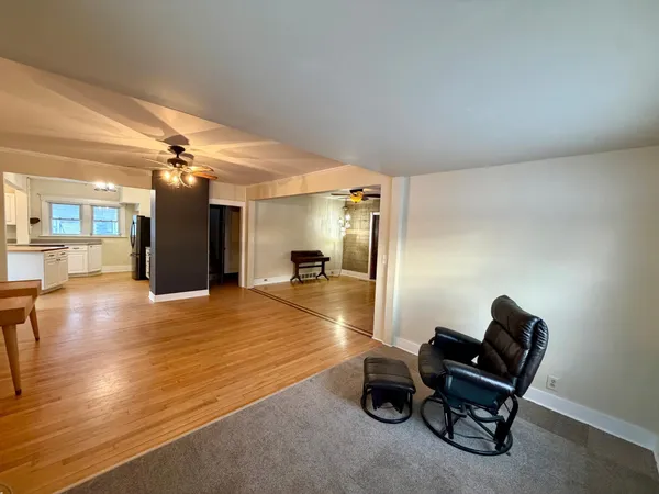 $429,000 | 11584 County Highway, Revere, MN 56166