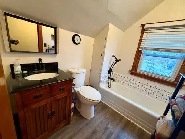 $429,000 | 11584 County Highway, Revere, MN 56166