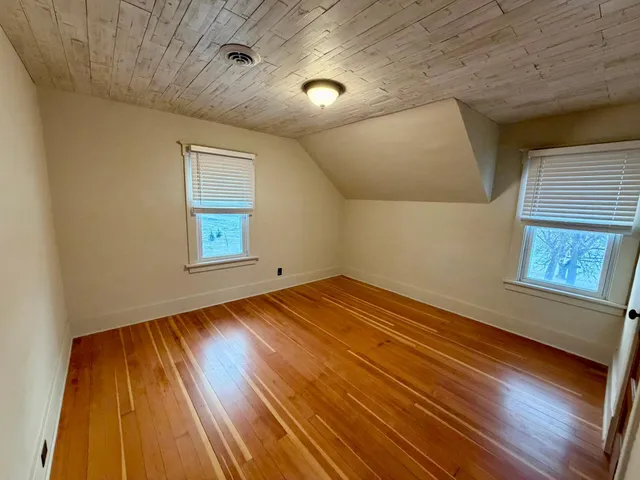 $429,000 | 11584 County Highway, Revere, MN 56166