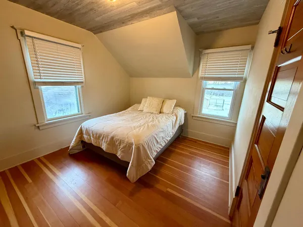 $429,000 | 11584 County Highway, Revere, MN 56166