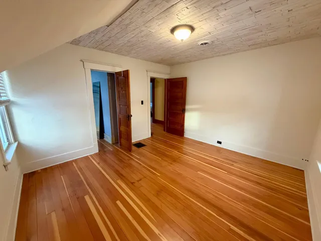 $429,000 | 11584 County Highway, Revere, MN 56166