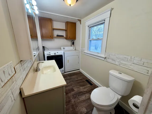 $429,000 | 11584 County Highway, Revere, MN 56166