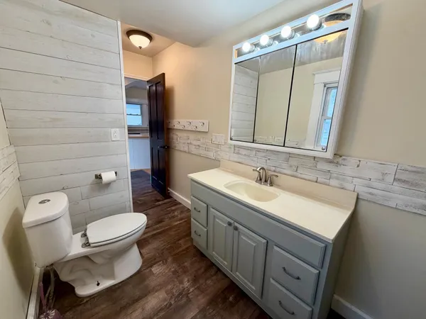 $429,000 | 11584 County Highway, Revere, MN 56166