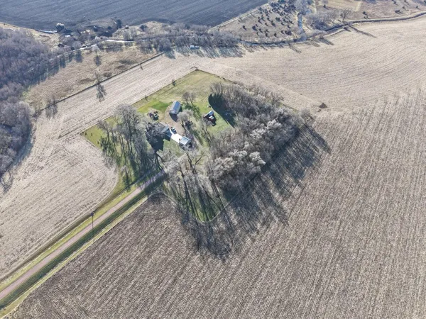 $429,000 | 11584 County Highway, Revere, MN 56166