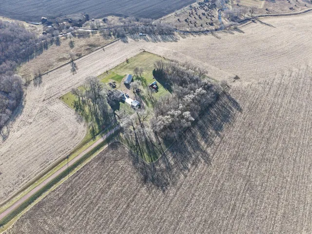 $429,000 | 11584 County Highway, Revere, MN 56166