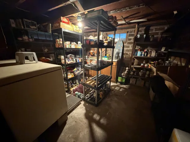 $429,000 | 11584 County Highway, Revere, MN 56166