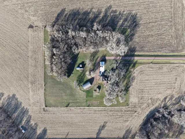 $429,000 | 11584 County Highway, Revere, MN 56166