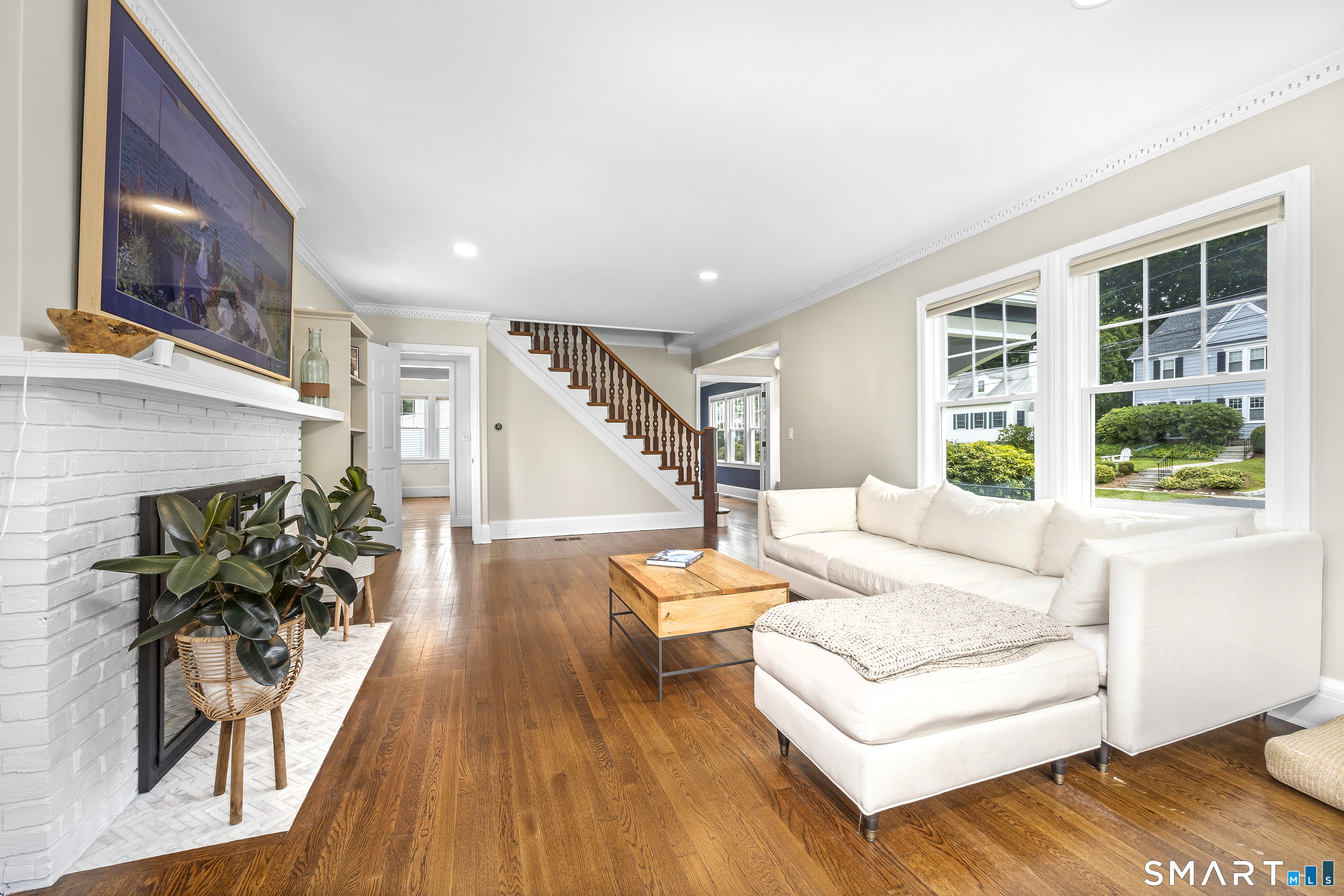180 Rockland Road Fairfield, CT 06825 - Photo 4 of 36