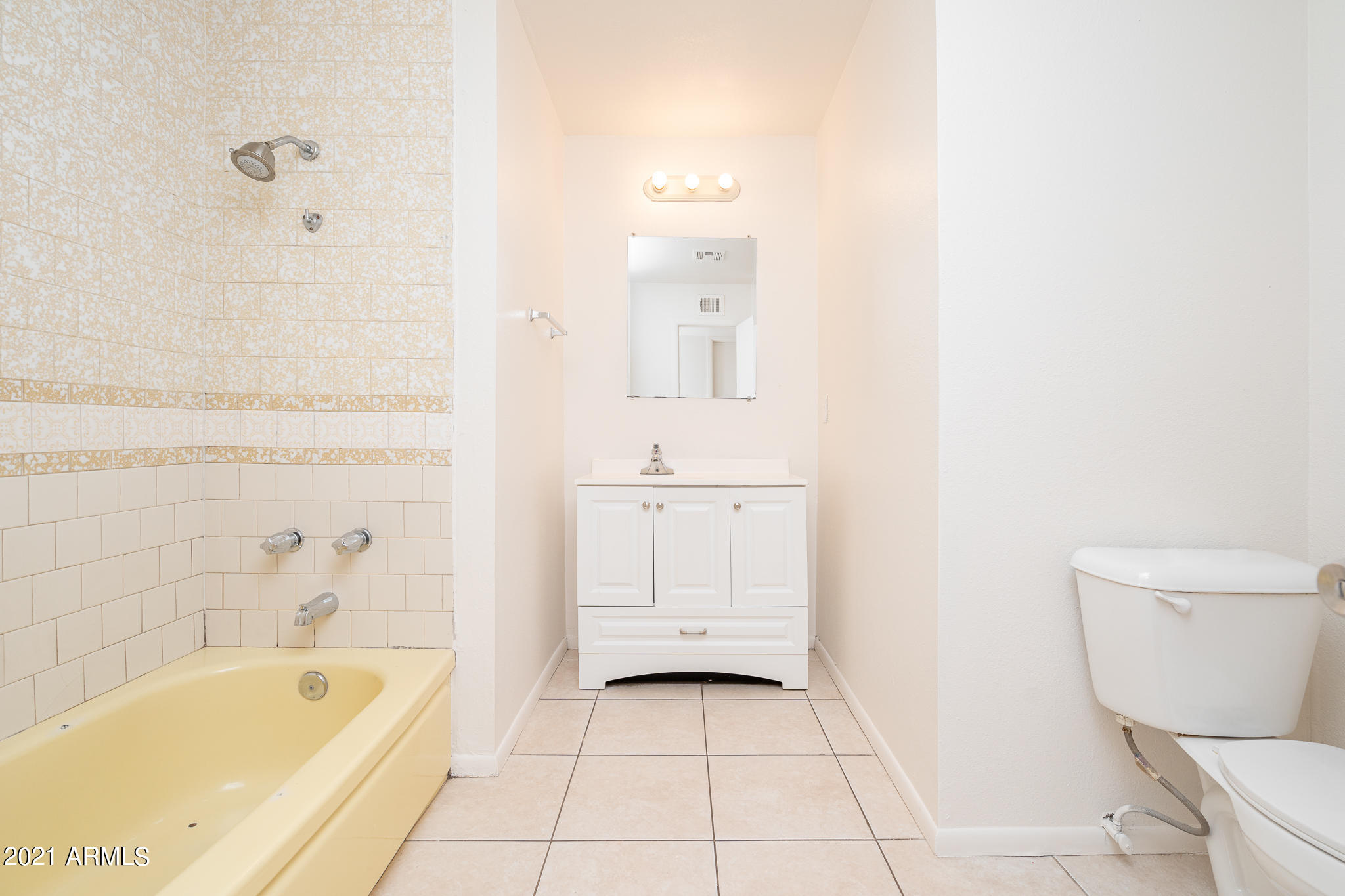 5415 West Camelback Road Phoenix, AZ 85031 - Photo 16 of 27 16_Bath_01