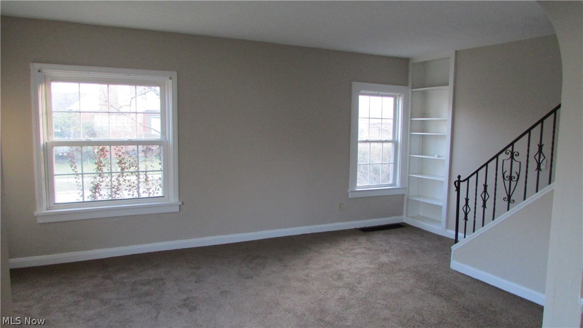 4125 Ardmore Road Cleveland, OH 44121 - Photo 6 of 16