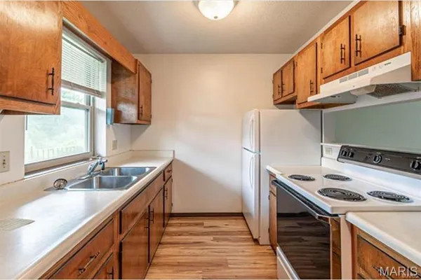$1,700,000 | 1020 East Washington Street, Doniphan, MO 63935
