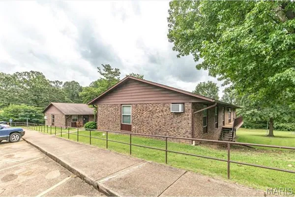 $1,700,000 | 1020 East Washington Street, Doniphan, MO 63935