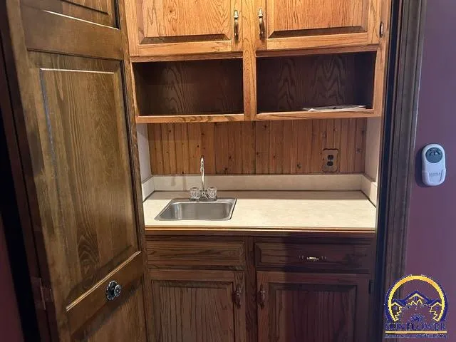 $374,950 | 3630 Southwest Kings Forest Road, Topeka, KS 66610