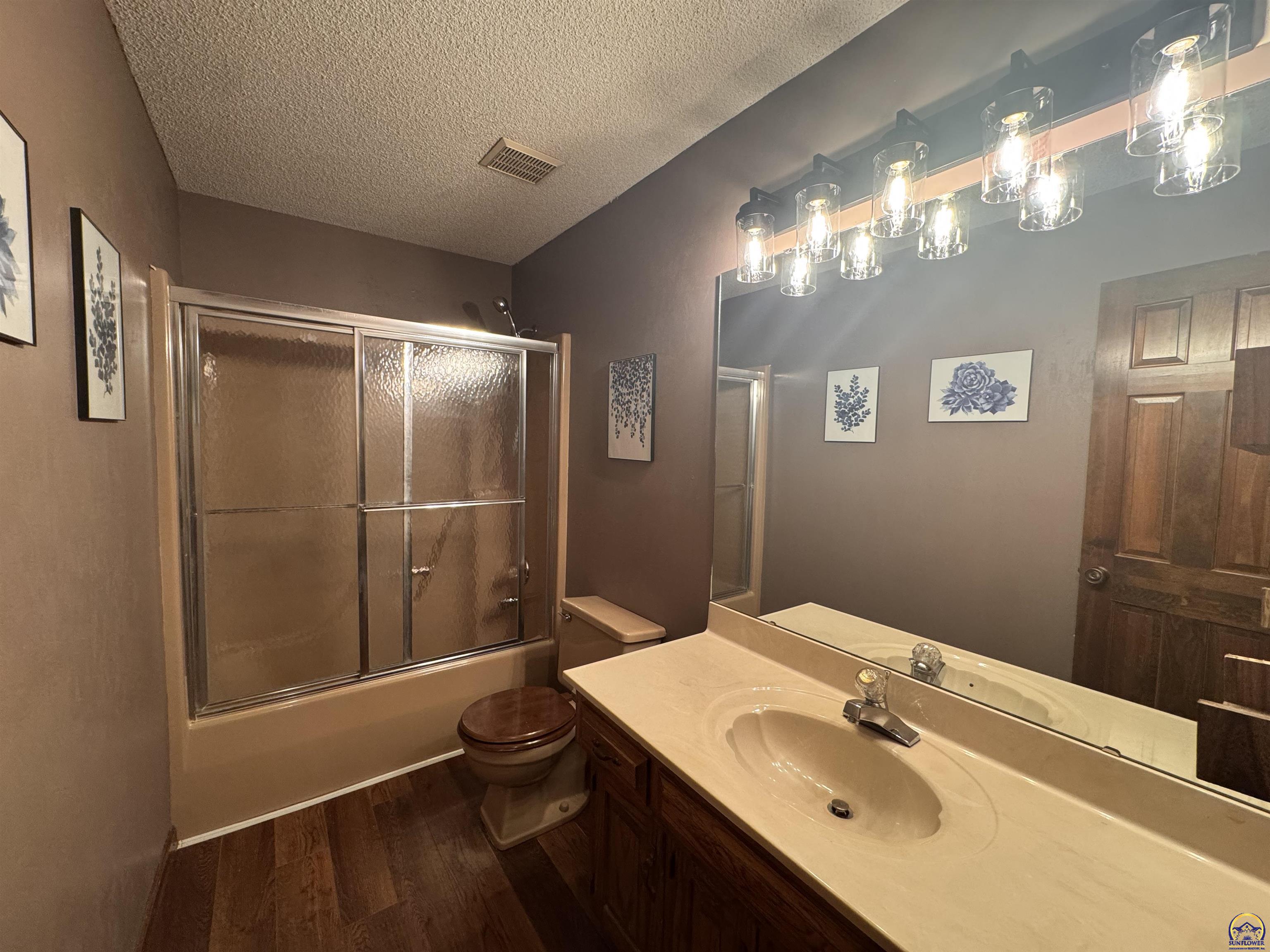 3630 Southwest Kings Forest Road Topeka, KS 66610 - Photo 16 of 30