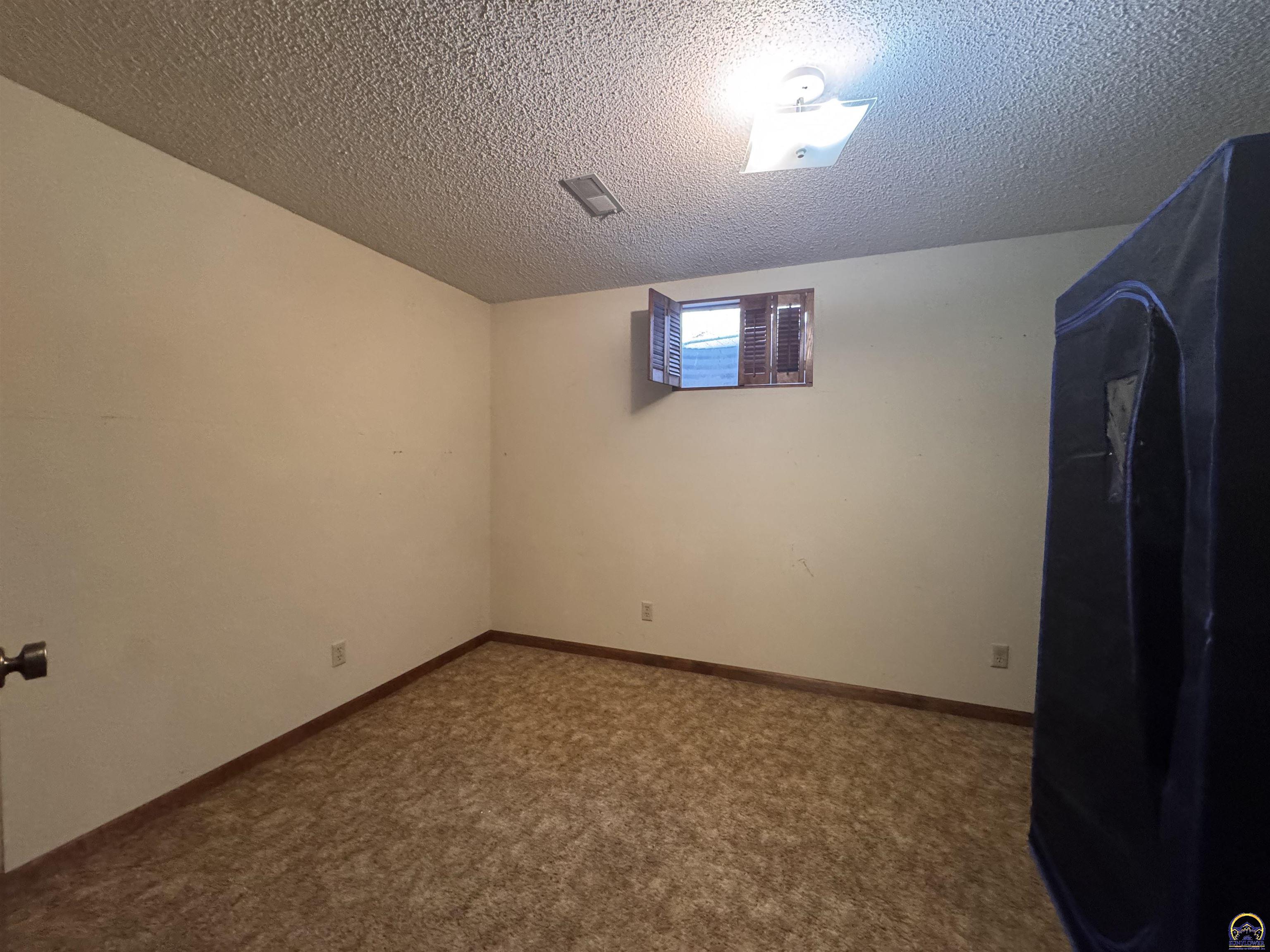 3630 Southwest Kings Forest Road Topeka, KS 66610 - Photo 24 of 30