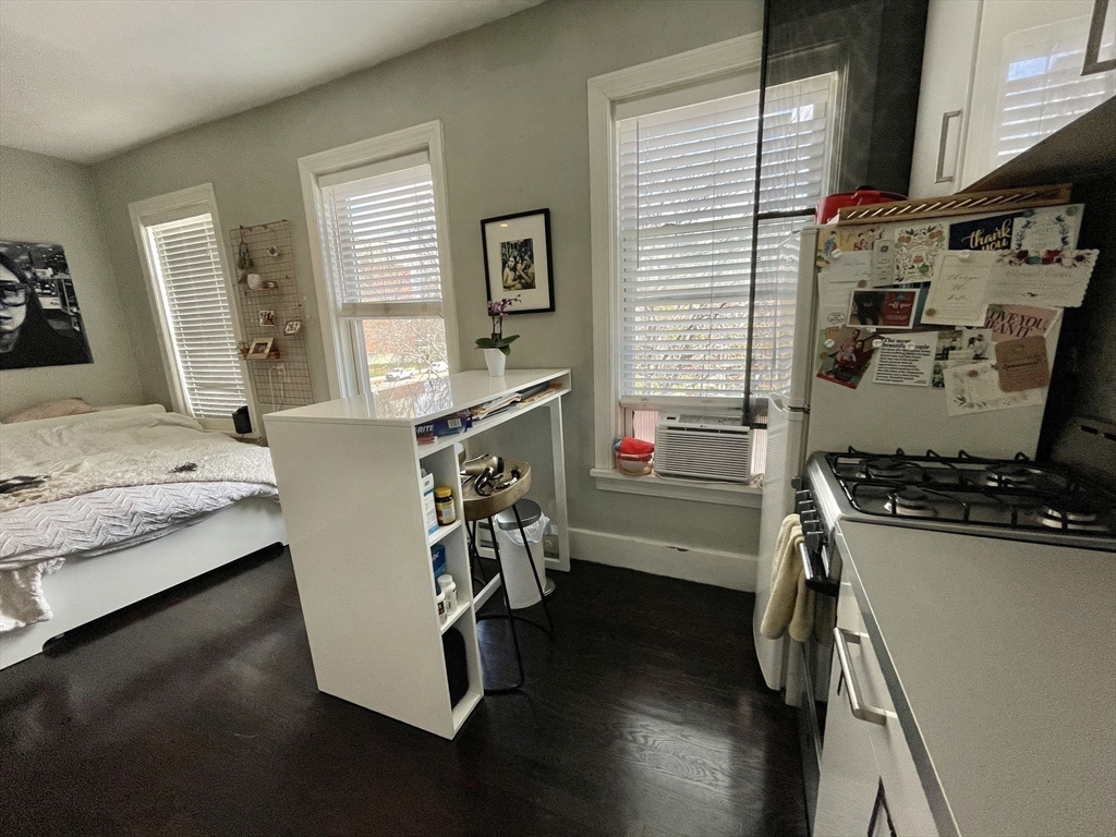 57 Dwight Street, Unit 2 Boston, MA 02118 - Photo 6 of 8