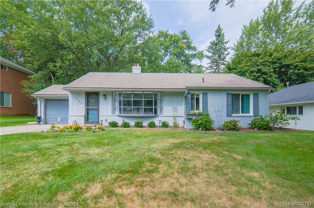 2350 Rutherford Road Bloomfield Hills, MI 48302 - Photo 1 of 28 2350 Rutherford-0.jpg