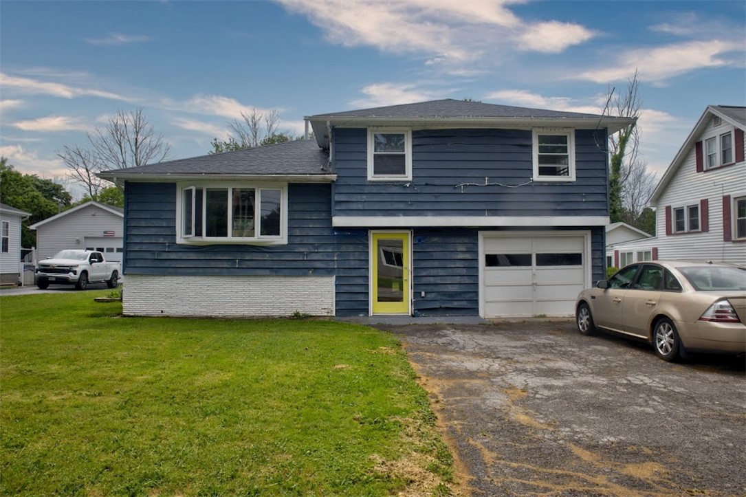 471 Wegman Road Gates, NY 14624 - Photo 1 of 1
