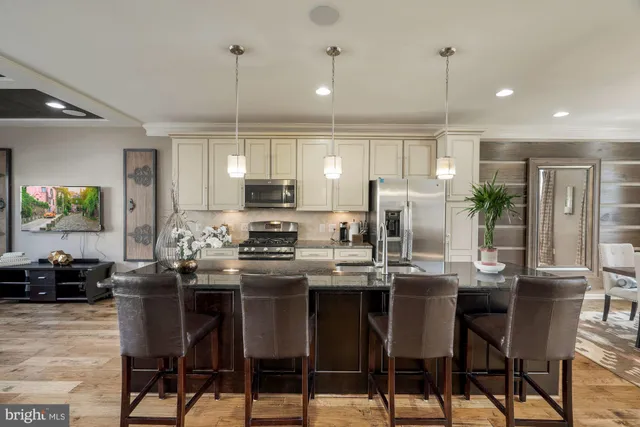 $3,500 | 22595 Willington Square, Ashburn, VA 20148