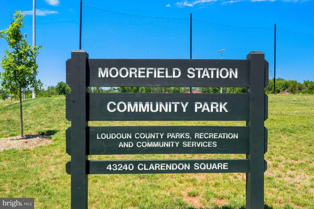 $3,500 | 22595 Willington Square, Ashburn, VA 20148