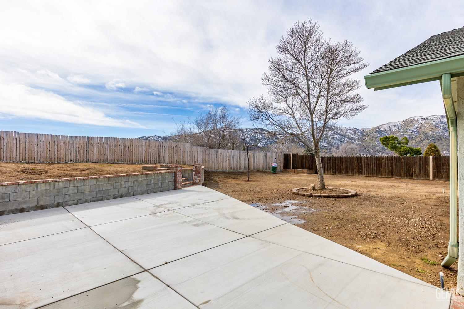 Undisclosed Address Tehachapi, CA 93561 - Photo 30 of 38 a view of a backyard