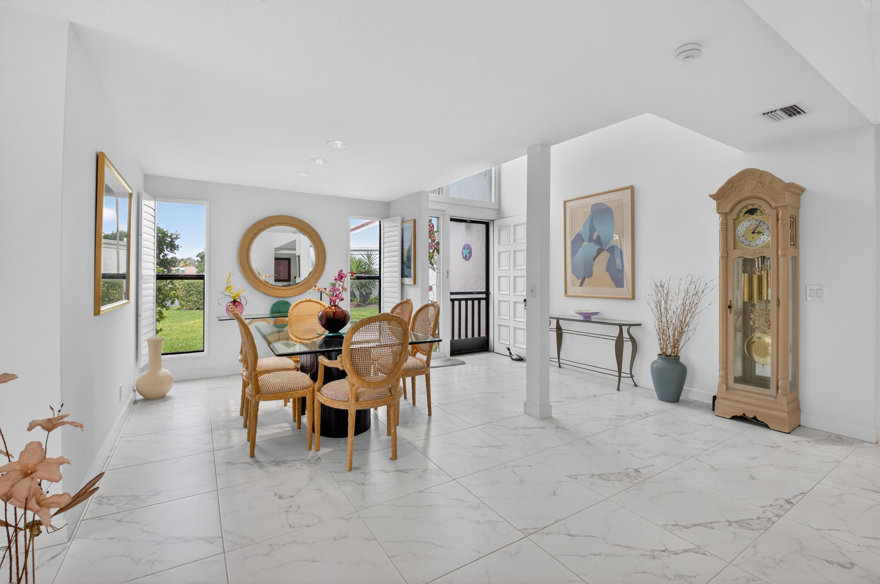 19620 Sawgrass Circle, Unit 2802 Boca Raton, FL 33434 - Photo 13 of 79 DINING AREA