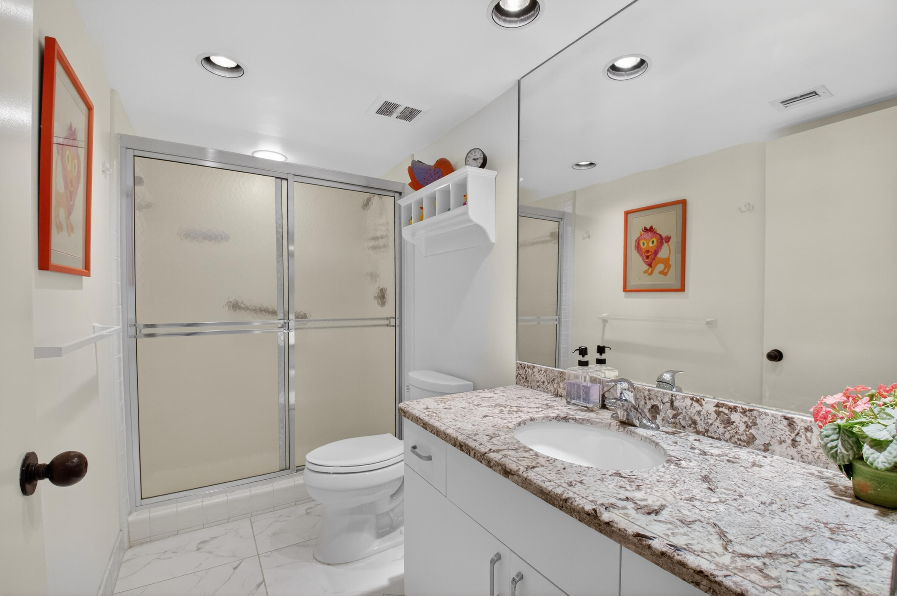 19620 Sawgrass Circle, Unit 2802 Boca Raton, FL 33434 - Photo 23 of 79 FULL BATHROOM
