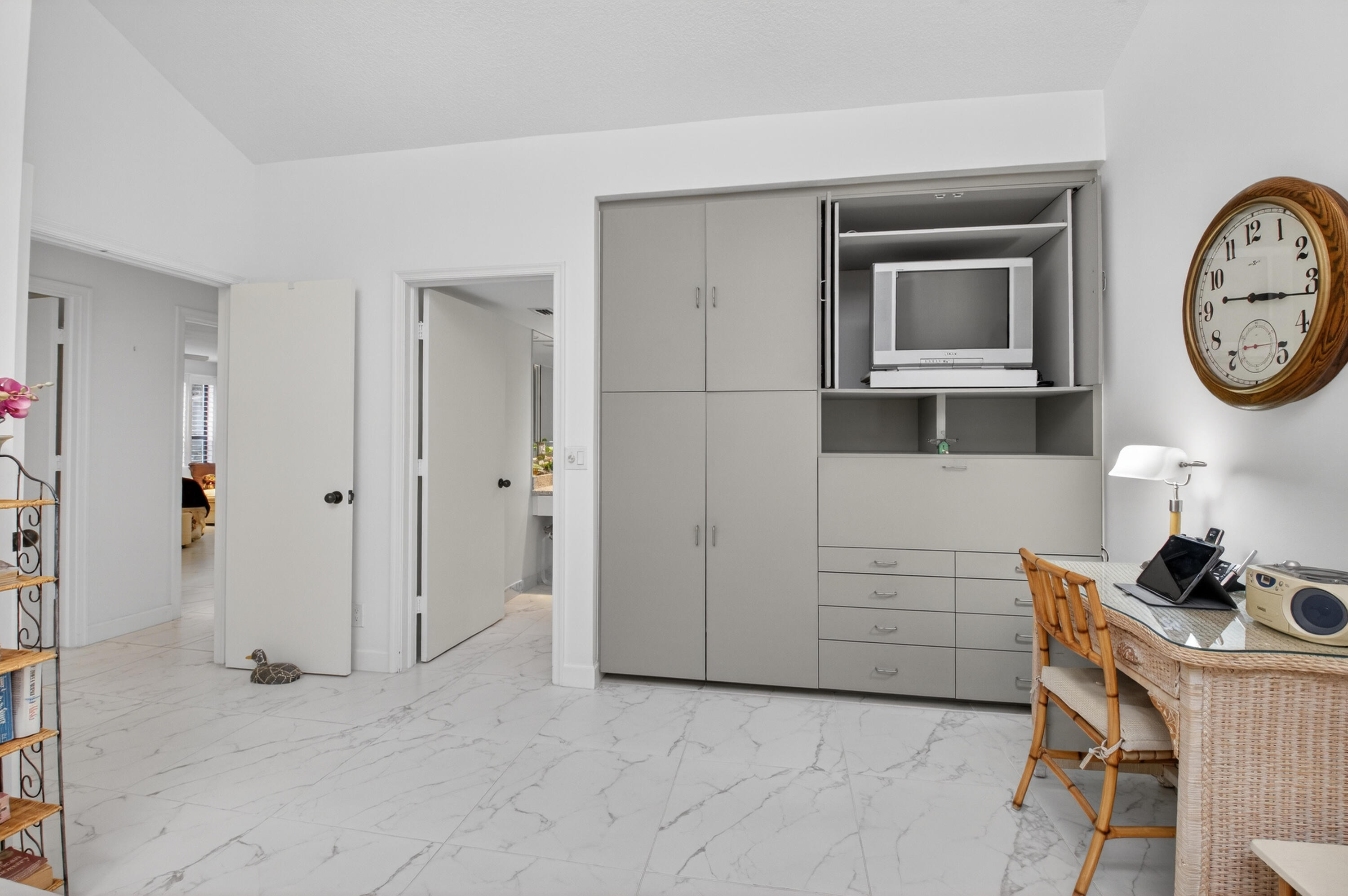 19620 Sawgrass Circle, Unit 2802 Boca Raton, FL 33434 - Photo 25 of 79 BEDROOM