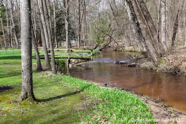 $299,700 | 3696 South Cobmoosa Trail, Hesperia, MI 49421