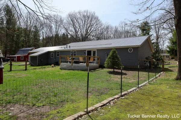$299,700 | 3696 South Cobmoosa Trail, Hesperia, MI 49421