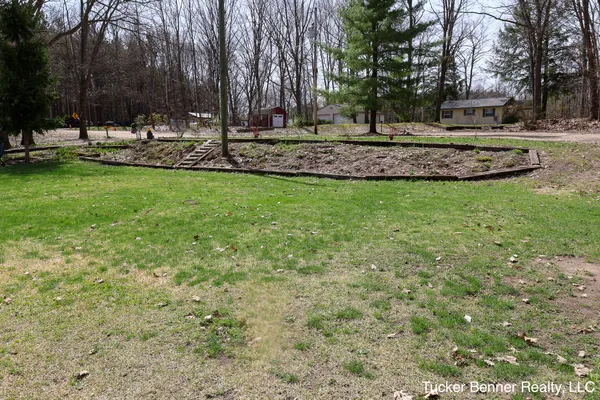 $299,700 | 3696 South Cobmoosa Trail, Hesperia, MI 49421