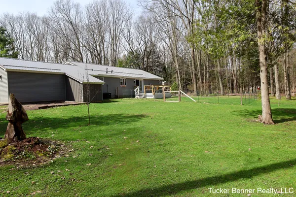 $299,700 | 3696 South Cobmoosa Trail, Hesperia, MI 49421