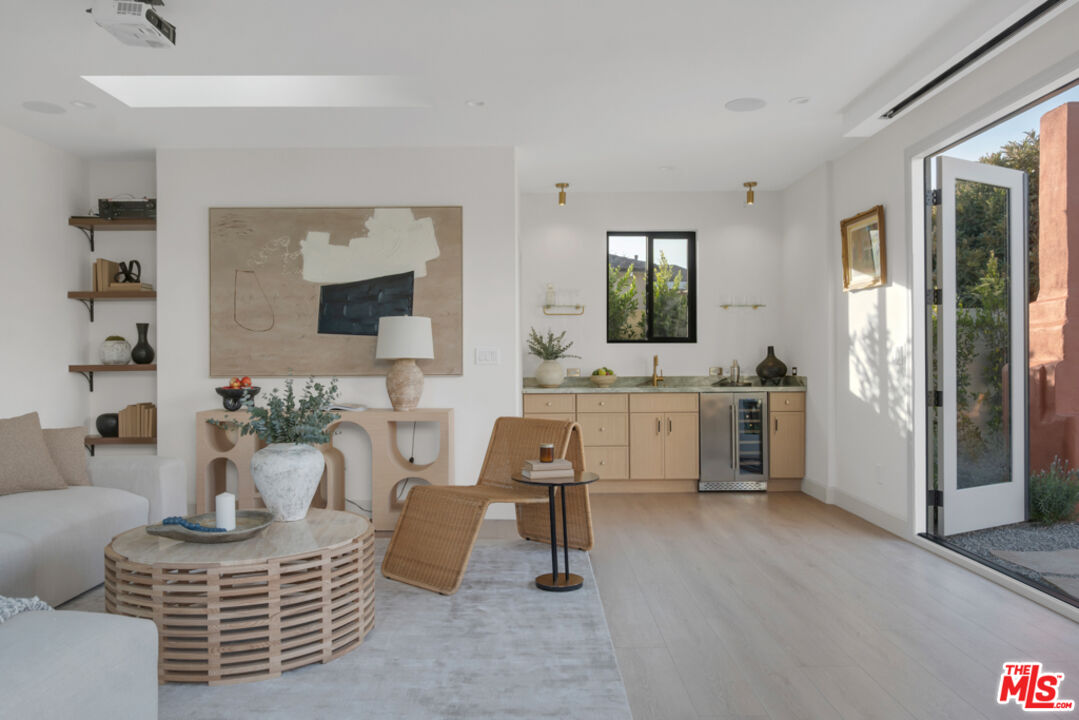 3617 Hillcrest Drive Los Angeles, CA 90016 - Photo 25 of 34 a view of living room with furniture and window