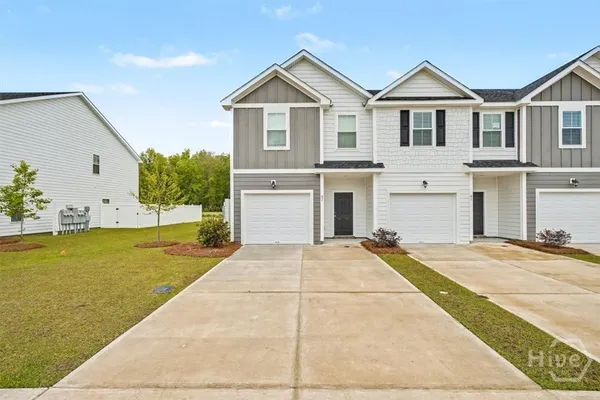 $2,300 | 87 Stafford Loop, Richmond Hill, GA 31324