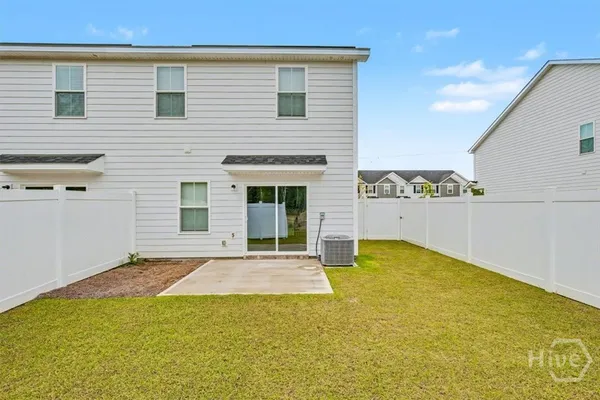 $2,300 | 87 Stafford Loop, Richmond Hill, GA 31324