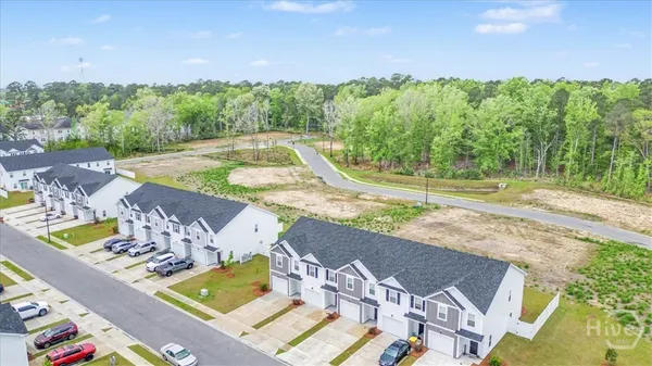 $2,300 | 87 Stafford Loop, Richmond Hill, GA 31324