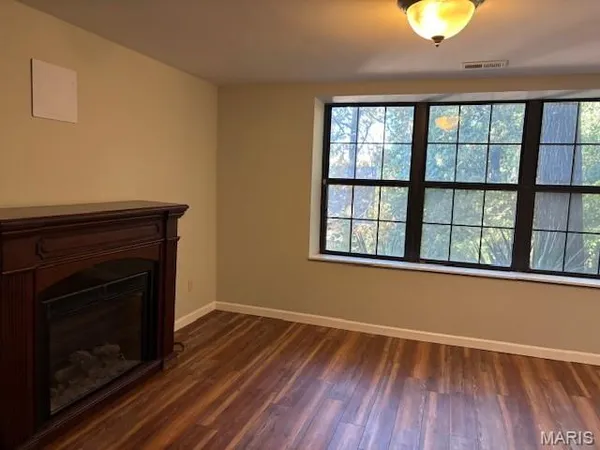 $439,900 | 1599 Paradise Valley Drive, High Ridge, MO 63049